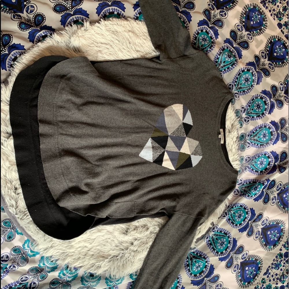 👑lisa todd asymmetrical heart sweater